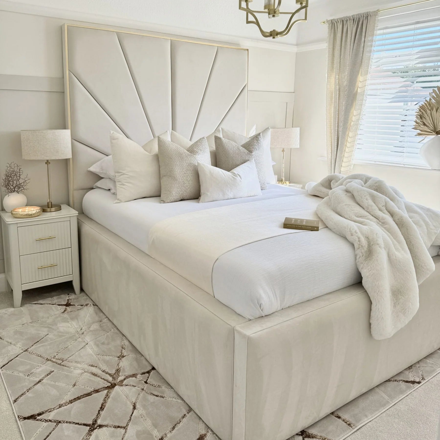 Hypnos Sunburst Tall Headboard Luxury Bed